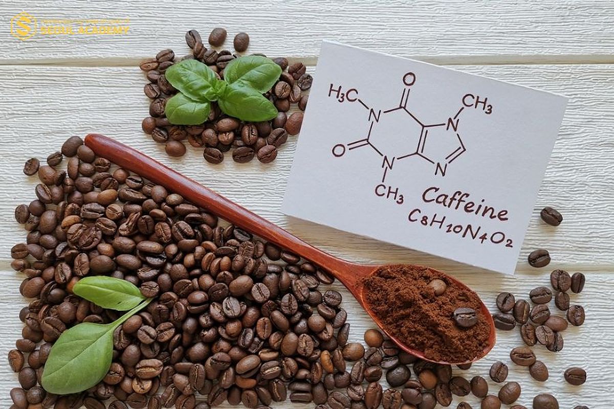 Caffeine gây nên hiện tượng giật môi trên